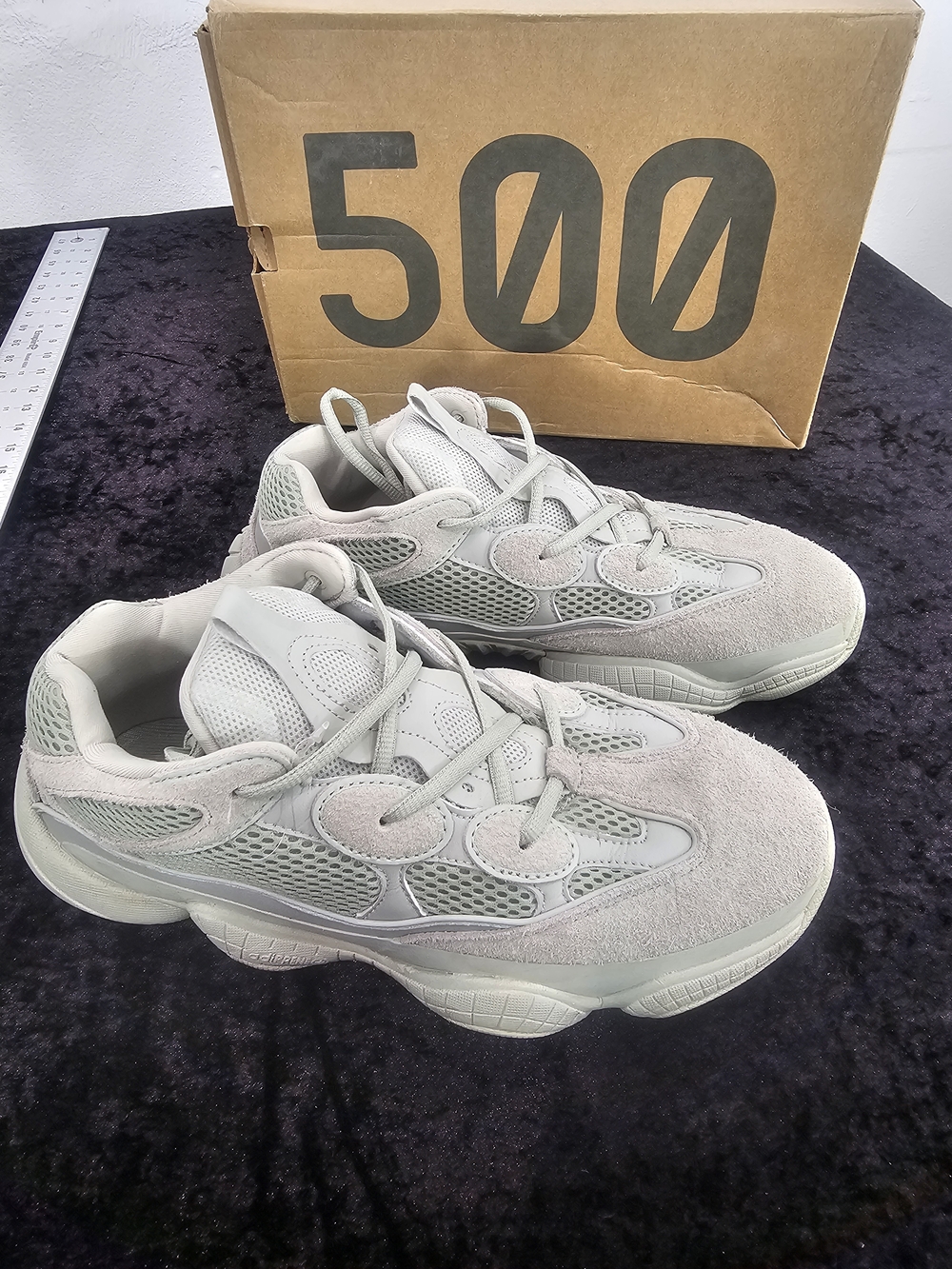 Yeezy 500 Desert Rat Sneakers - Light Grey